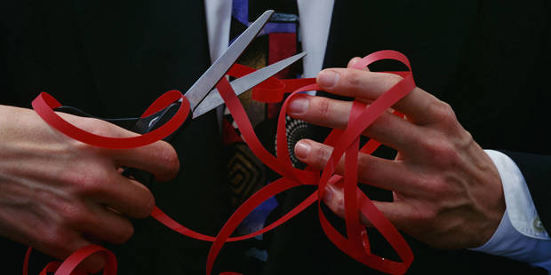 gros195_StockbyteGettyImages_deregulation_red_tape