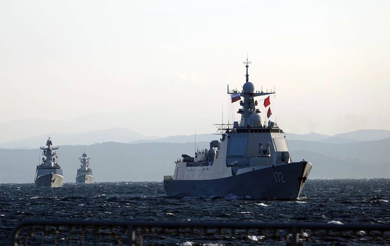 ito14_ Sun ZifaChina News Service via Getty Images_chinese russian naval fleet