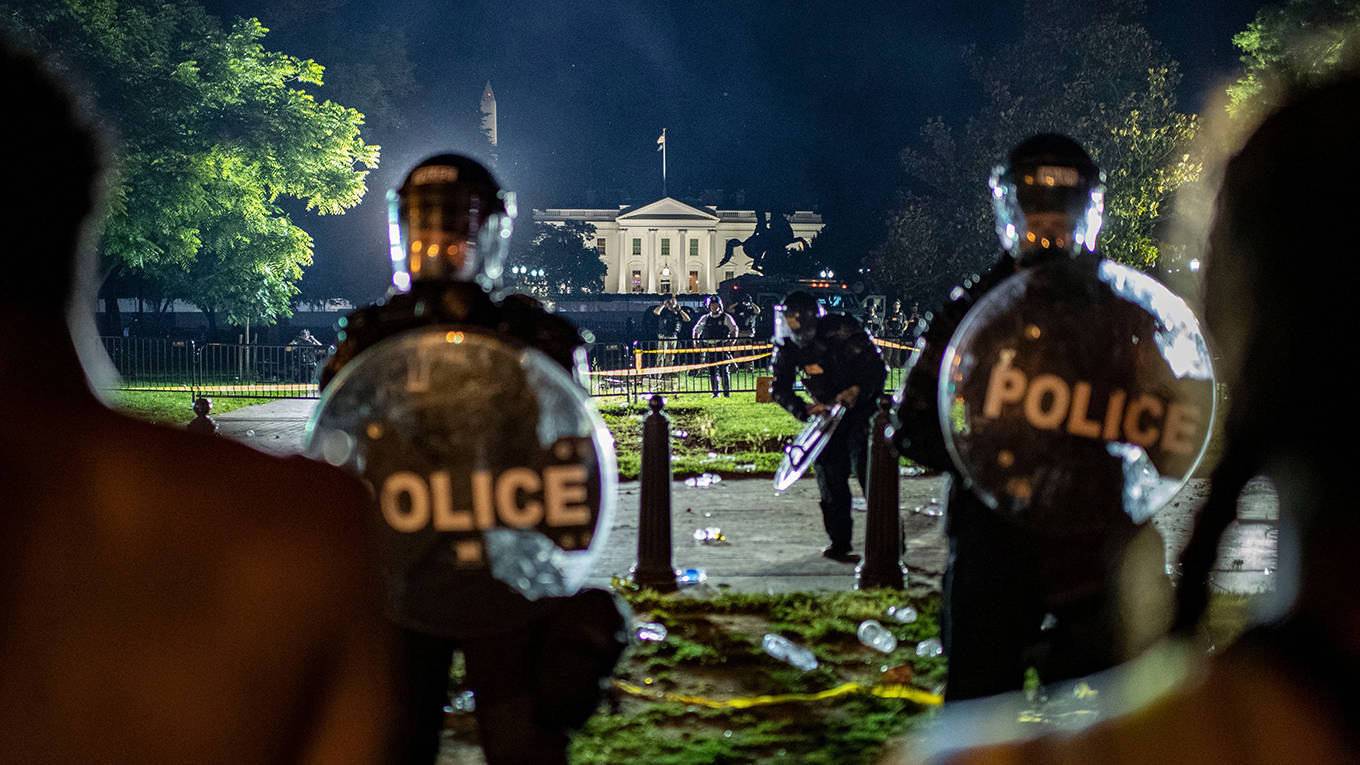 drew57_ERIC BARADATAFP via Getty Images_USprotestwhitehousegeorgefloyd