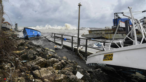 iyahen1_RANDY BROOKSAFP via Getty Images_barbadoshurricane