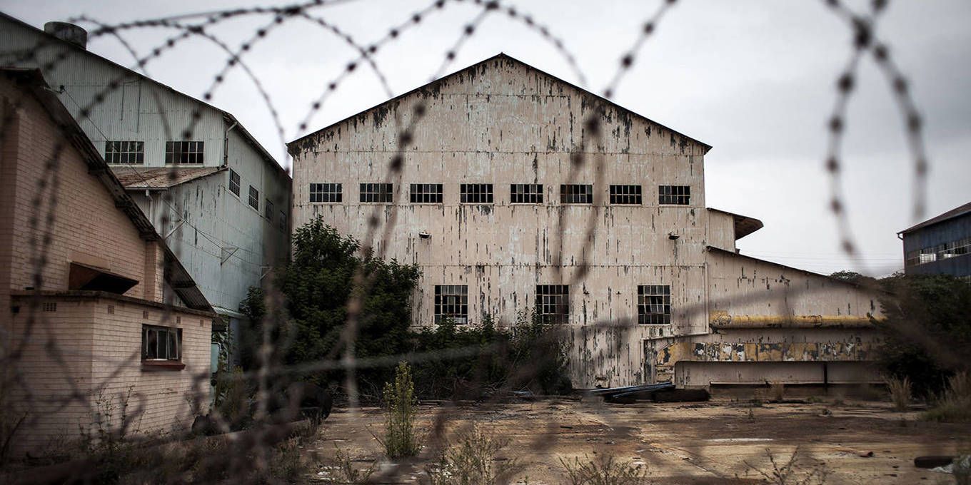 project-syndicate.org - Christopher Rutledge - When Mining Companies Leave, African Communities Pay