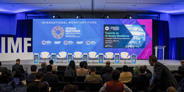 lachman4_Andrew ThomasMiddle East ImagesAFPGettyImages_imf_spring_meetings_chairs