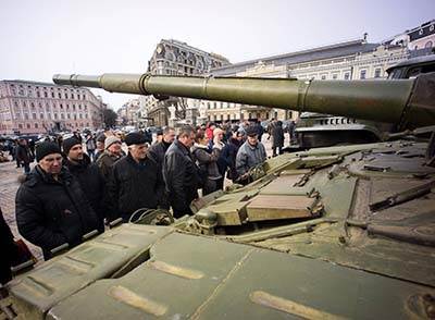 Ukraine revolution anniversary Russian tank