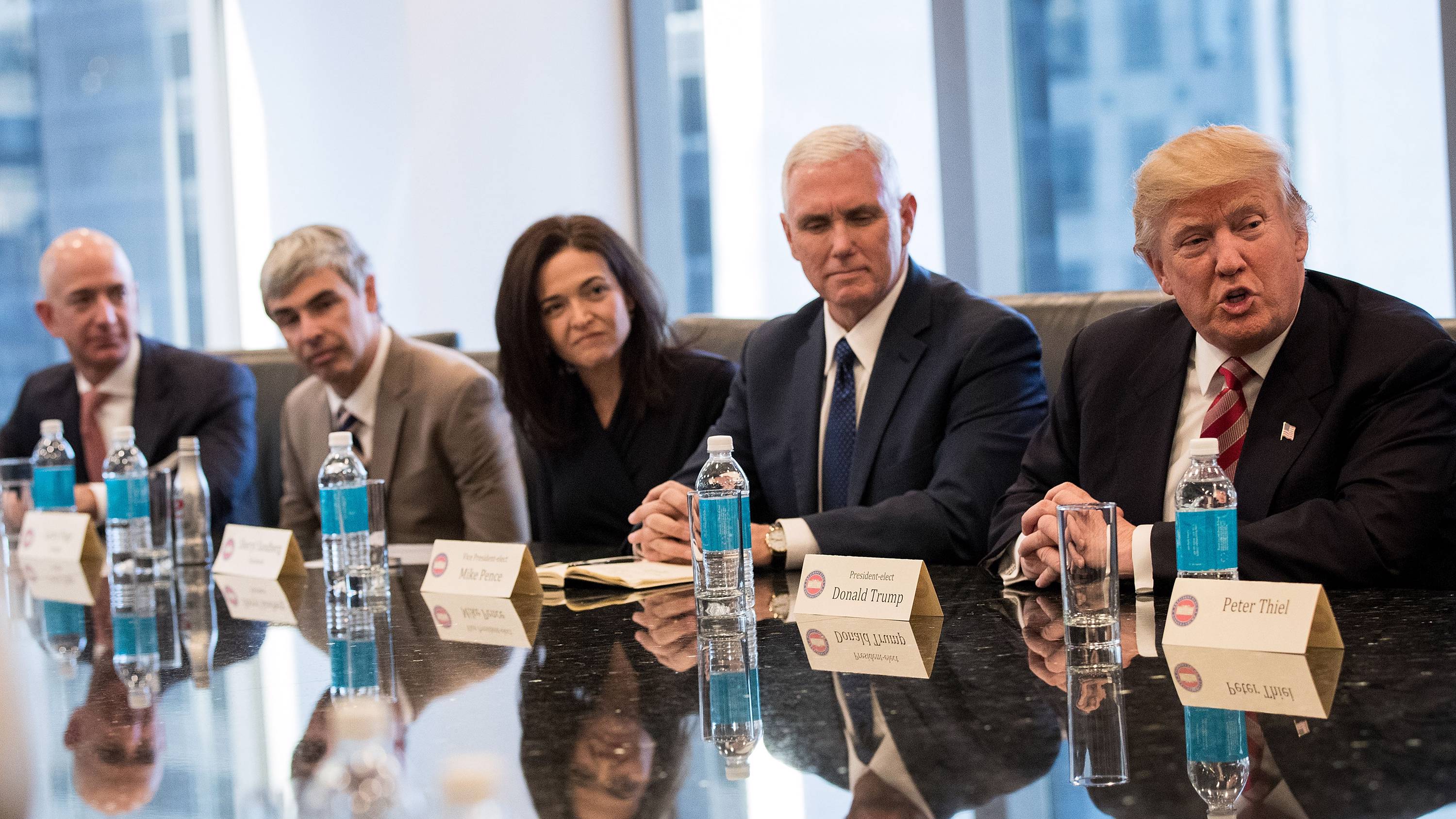 reich1_Drew AngererGetty Images_trumppencebezoslarrypage