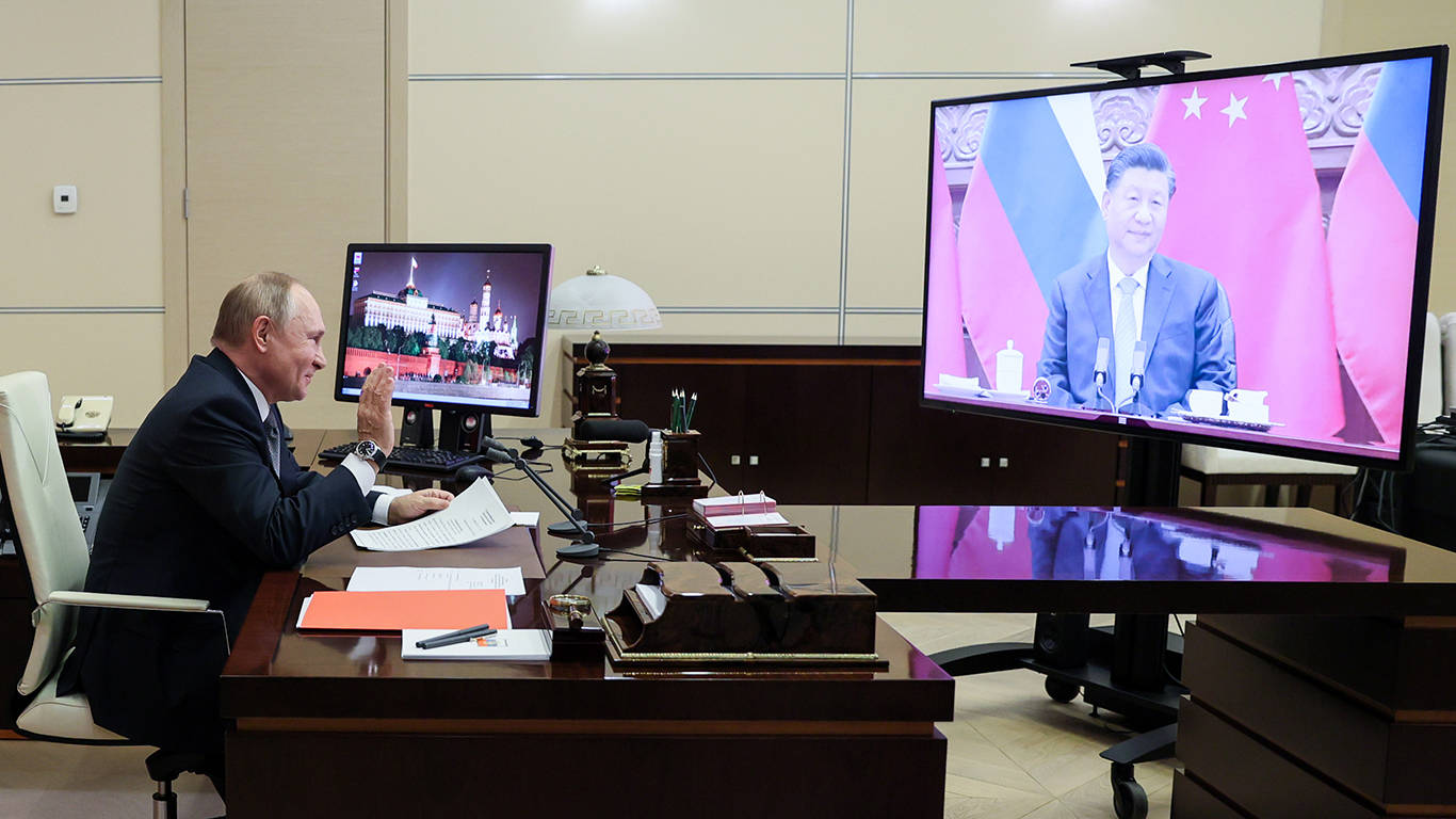 pei82_Mikhail MetzelTASS via Getty Images_putin xi summit