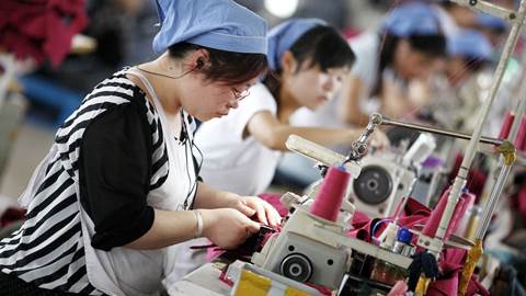lepenies1_2_Jie Zhao_Corbis_Getty Images_factory workers