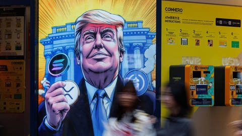 varoufakis127_May JamesSOPA ImagesGettyImages_trump_stablecoins