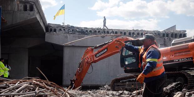 grod1_ Yevhen Lyubimov UkrinformFuture Publishing via Getty Images_rebuilding ukraine