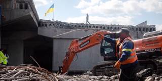 grod1_ Yevhen Lyubimov UkrinformFuture Publishing via Getty Images_rebuilding ukraine