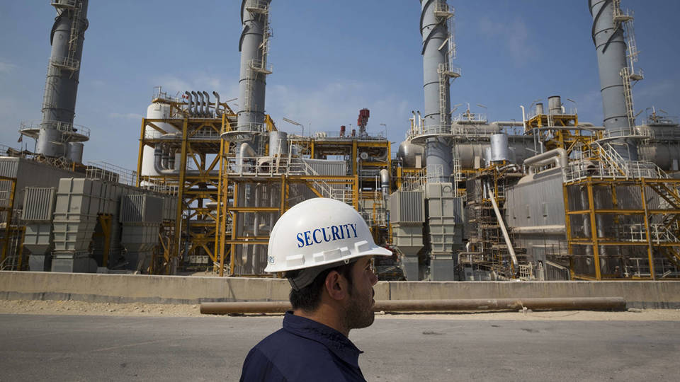Why the Gulf Needs Economic Ties with Iran