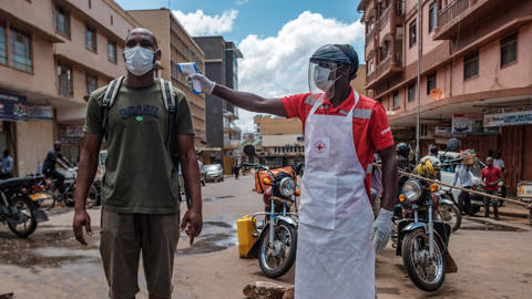 oqubay3_SUMY SADURNIAFP via Getty Images_africaugandacoronavirusredcross