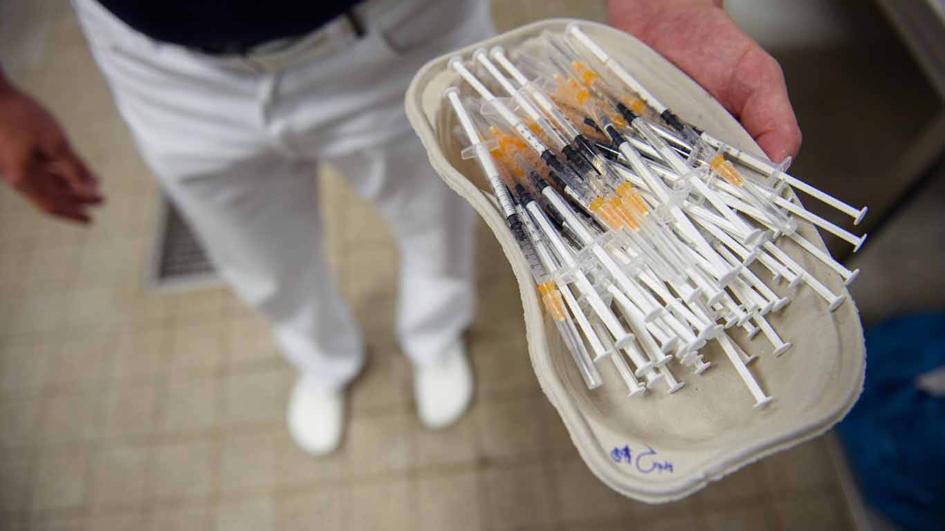 watkins24_Gregor Fischerpicture alliance via Getty Images_vaccines