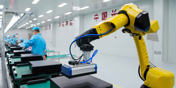 phelps30_Hu YuanjiaVCG via Getty Images_chinarobotworkertechnologymanufacturing