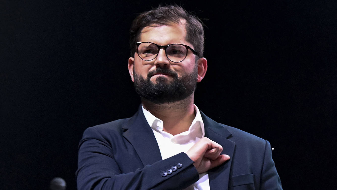 castaneda79_MARTIN BERNETTIAFP via Getty Images_gabrielboric