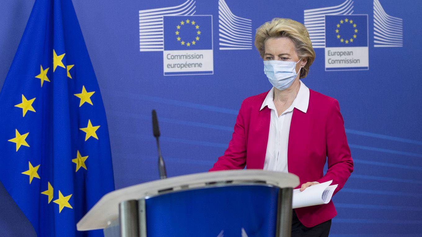 palacio110_pool_getty images_ursula von der leyen