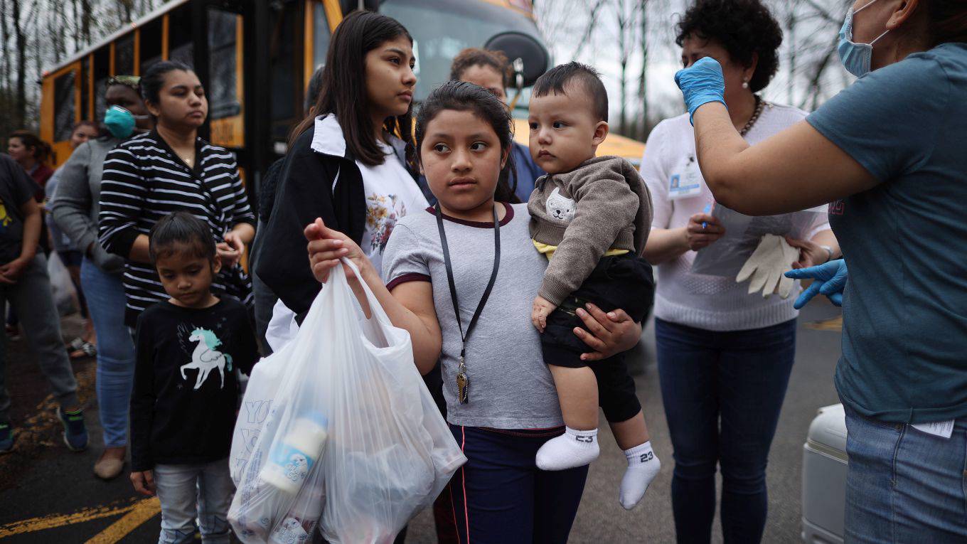 gennetian1_ Chip SomodevillaGetty Images_children poverty