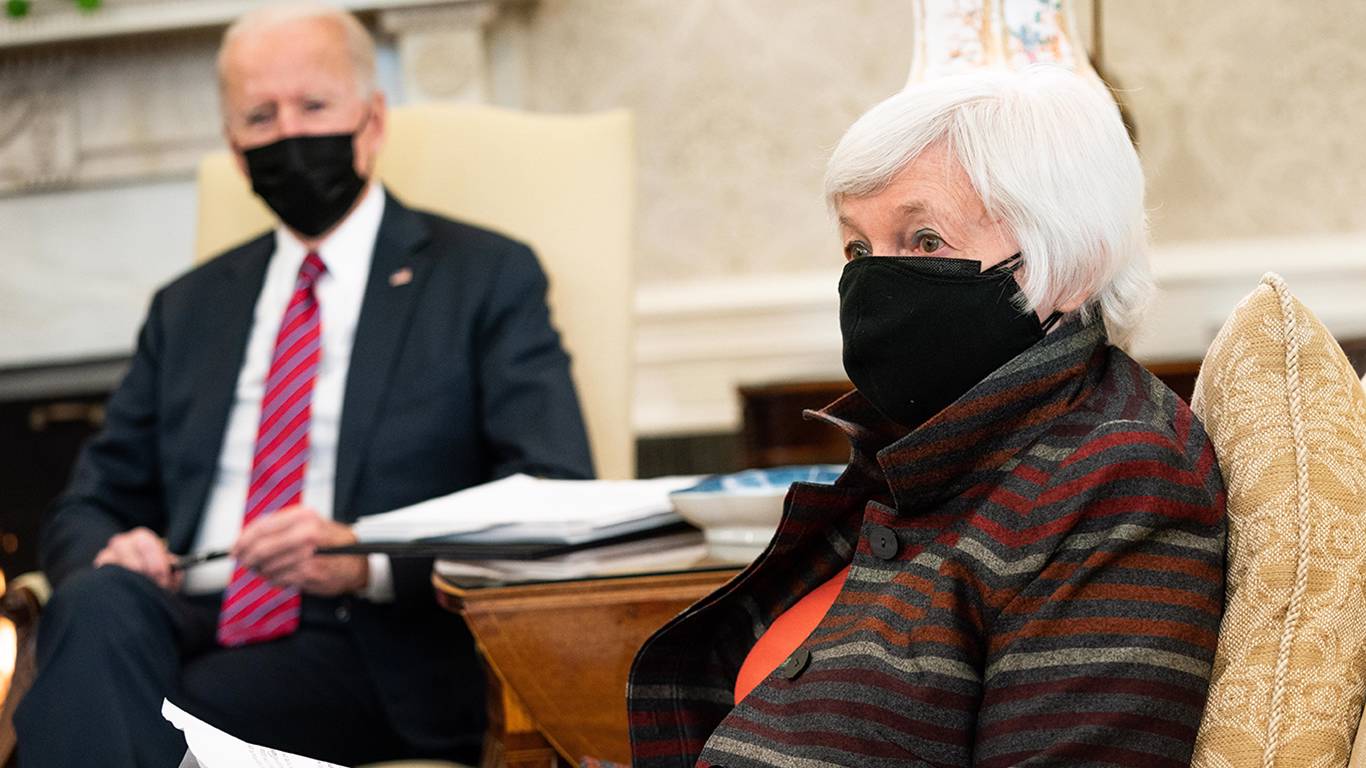 auerbach1_Anna Moneymaker-Pool Getty Images_ biden yellen tax1