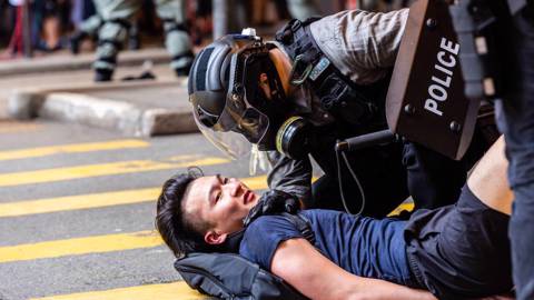 pei64_Willie SiauSOPA ImagesLightRocket via Getty Images_hong kong protest