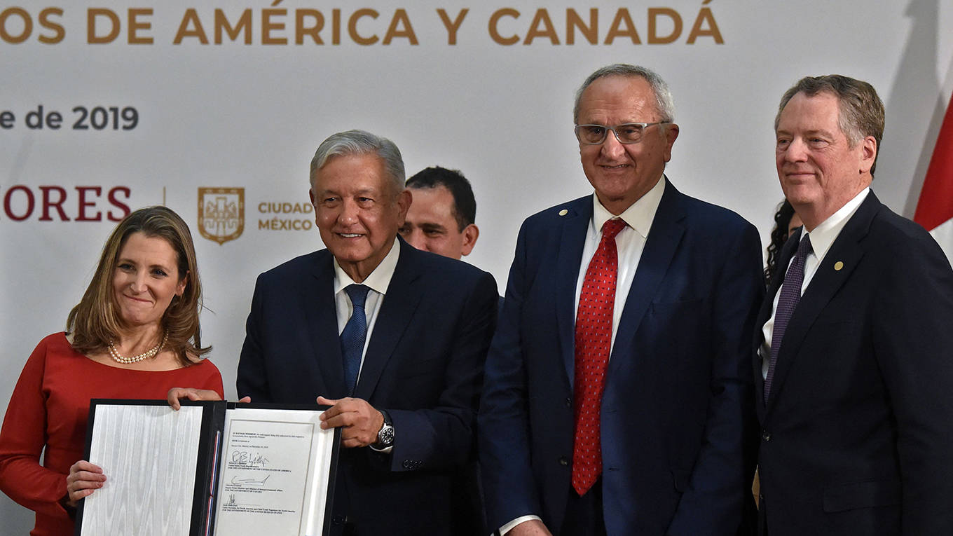 castaneda70_RODRIGO ARANGUAAFP via Getty Images_AMLOUSMCA
