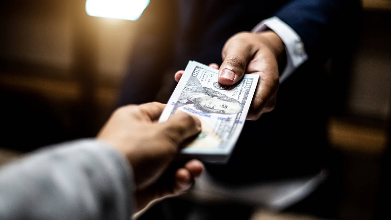 zingales27_krisanapong detraphiphat_briberycorruption