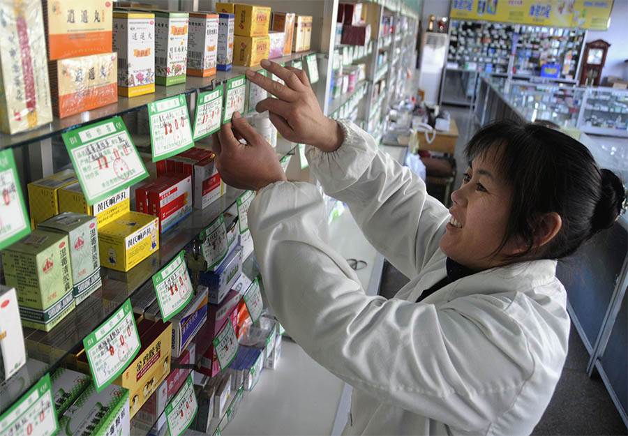 drugstore clerk antibiotics