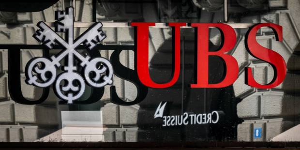 james202_FABRICE COFFRINIAFP via Getty Images_ubs credit suisse