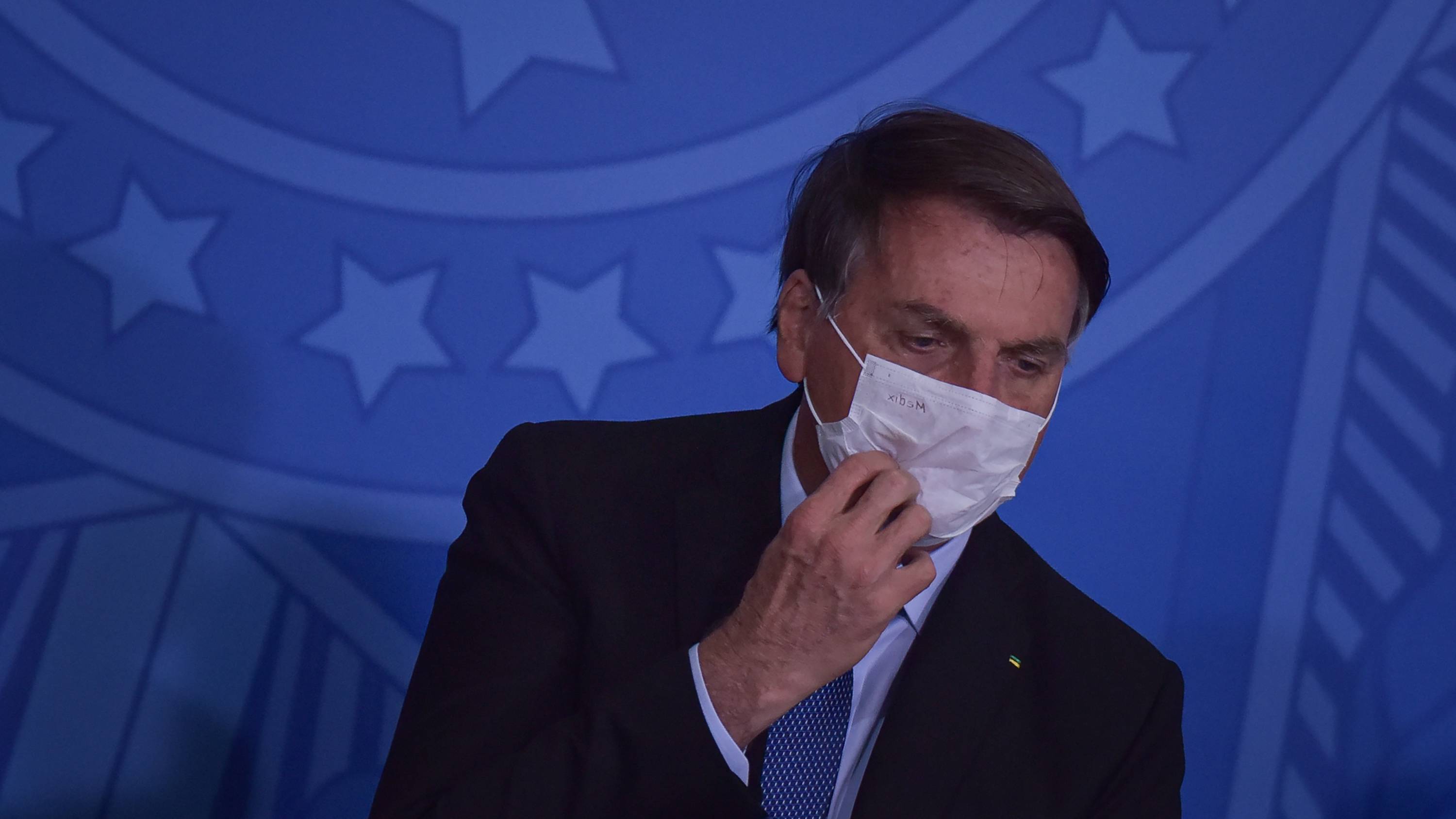 schechter1_Andre BorgesNurPhoto via Getty Images_bolsonarocoronavirus