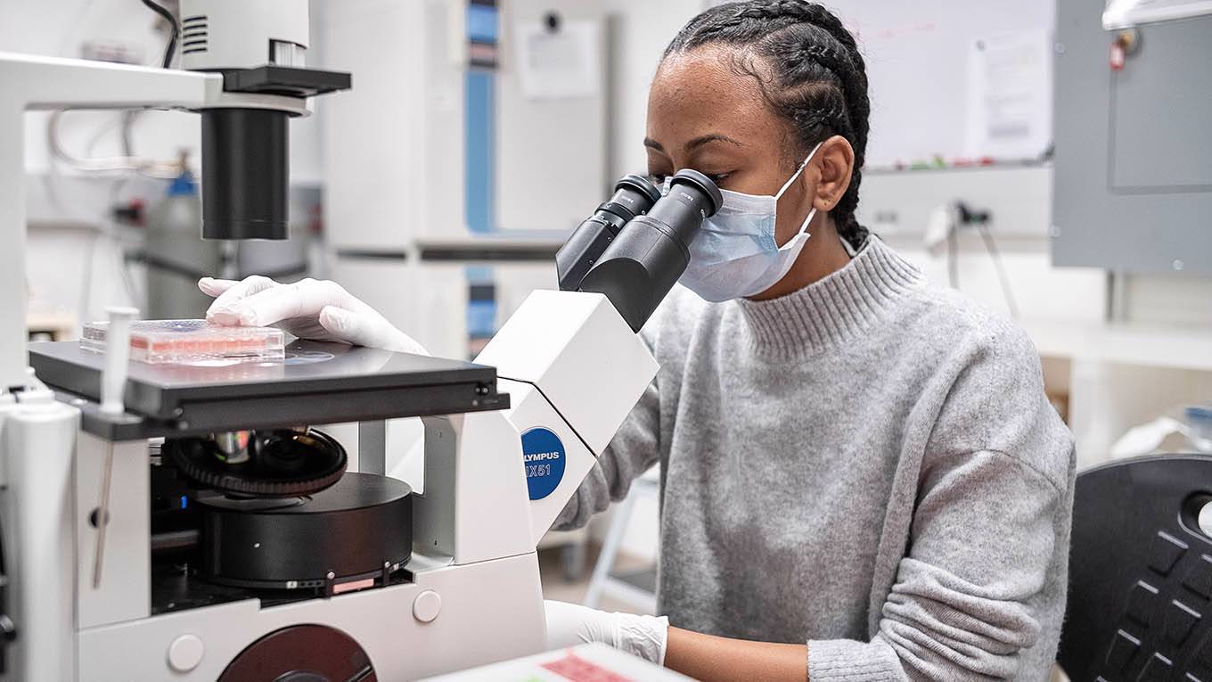 ngumbi6_Misha FriedmanGetty Images_woman in STEM