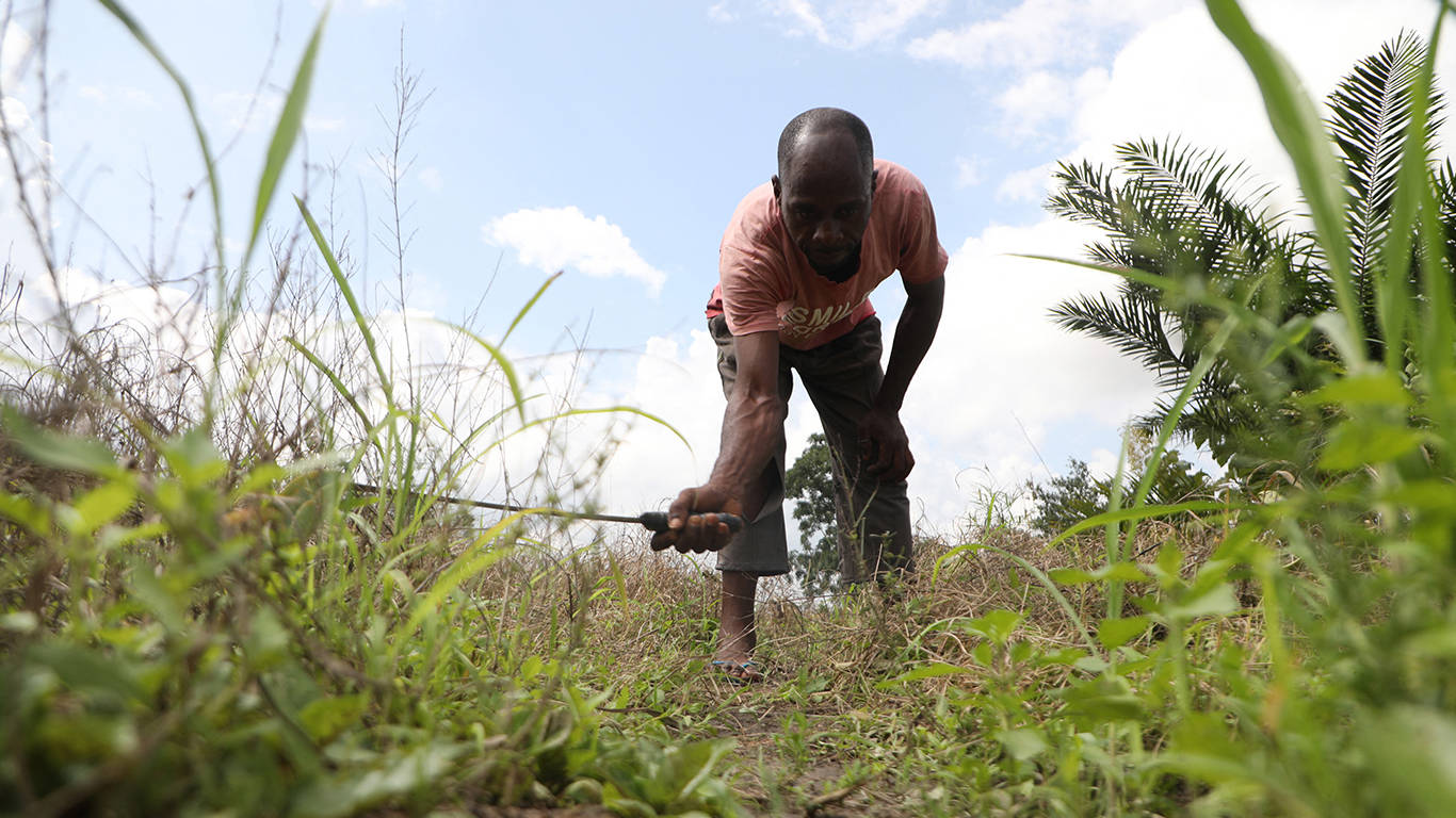 lopes11_KOLA SULAIMONAFP via Getty Images_smallholder farmers africa climate change