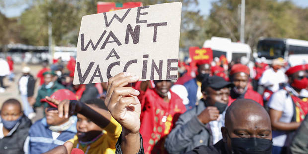 sachs344_PHILL MAGAKOEAFP via Getty Images_vaccineafrica
