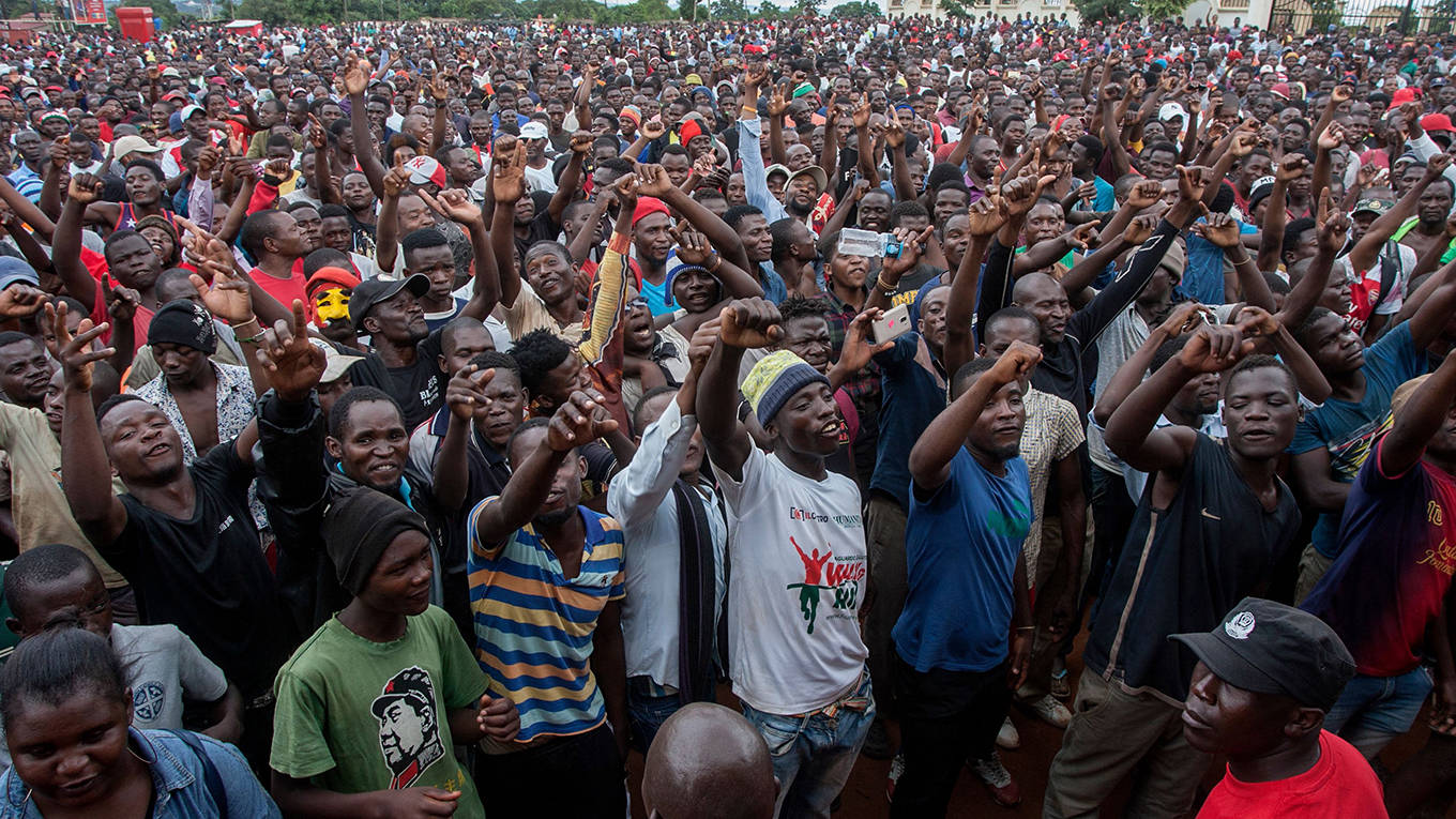 baulch1_AMOS GUMULIRAAFP via Getty Images_malawiprotestselections