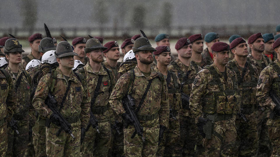 The Far Right’s False Pacifism Is Endangering Europe