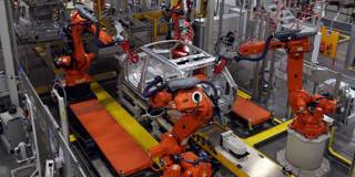 spence136_David JonesPA Images via Getty Images_car factory robots
