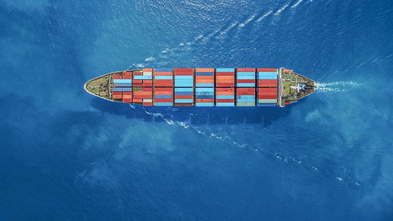 kornerupbang1_GettyImages_aerialshippingcontainer