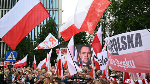 sierakowski118_SERGEI GAPONAFP via Getty Images_polandpis