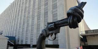Knotted Gun sculpture