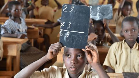 thorningschmidt1_Issouf Sanogo_AFP_Getty Images_schoolchildren africa