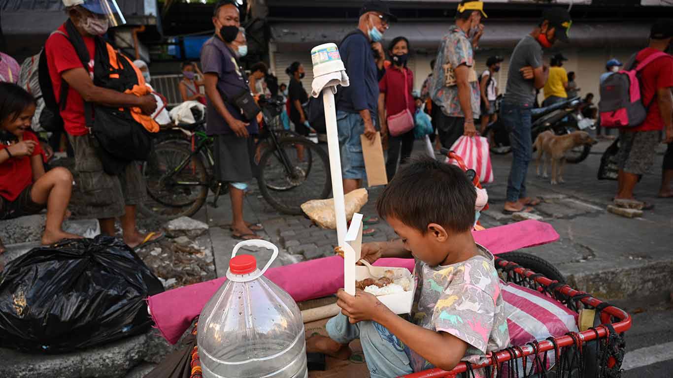 sabed1_TED ALJIBEAFP via Getty Images_poverty